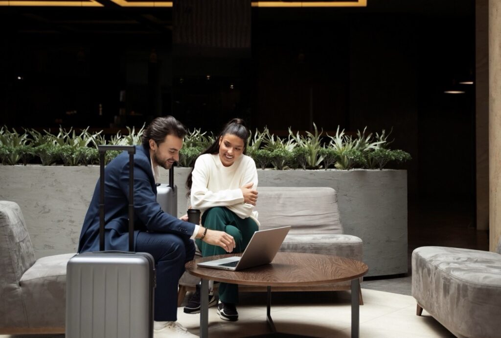 trabajando en alojamiento para empresas